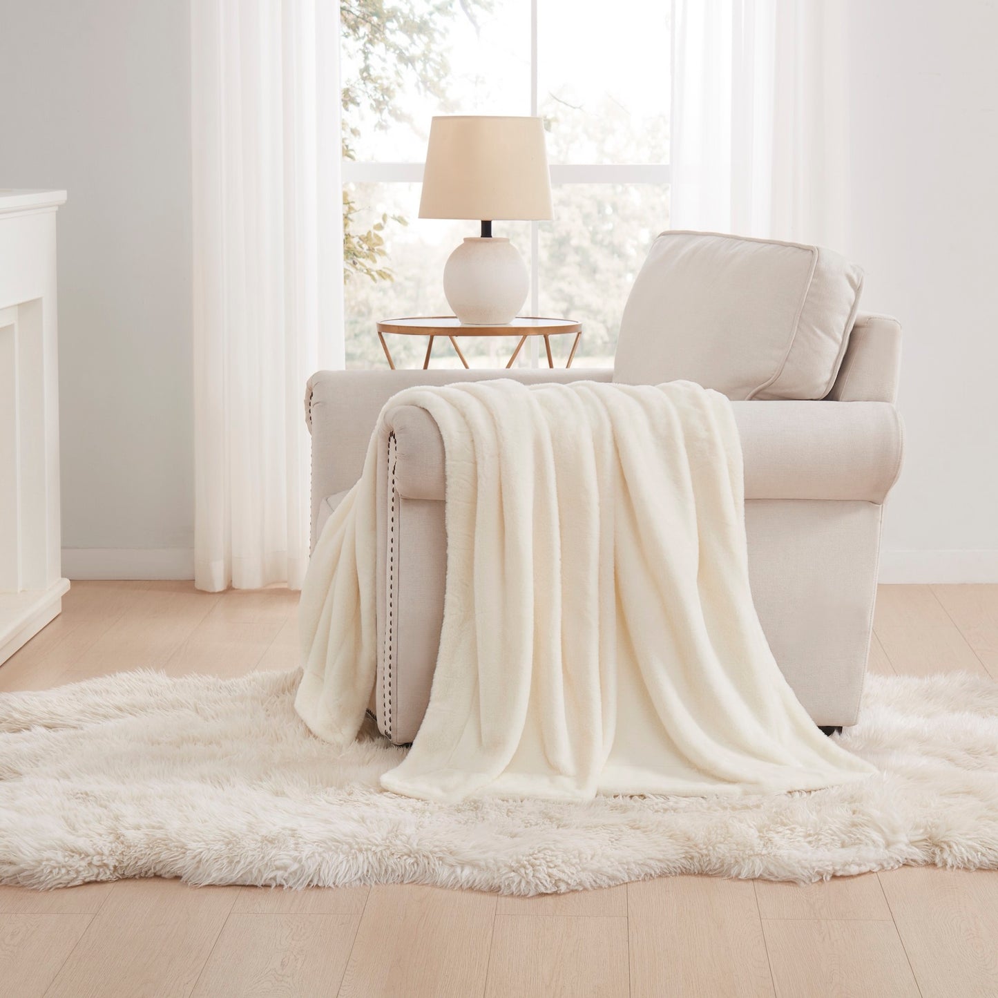 PLUSH RABBIT TO MINK THROW, 50”X60”